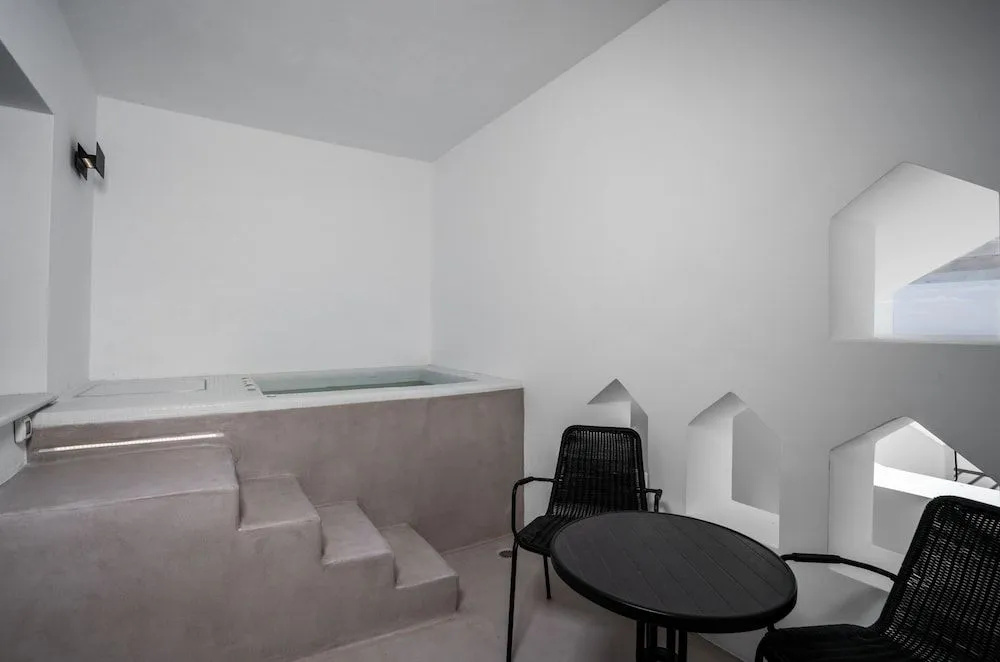 Photo - Imera Vista Suites