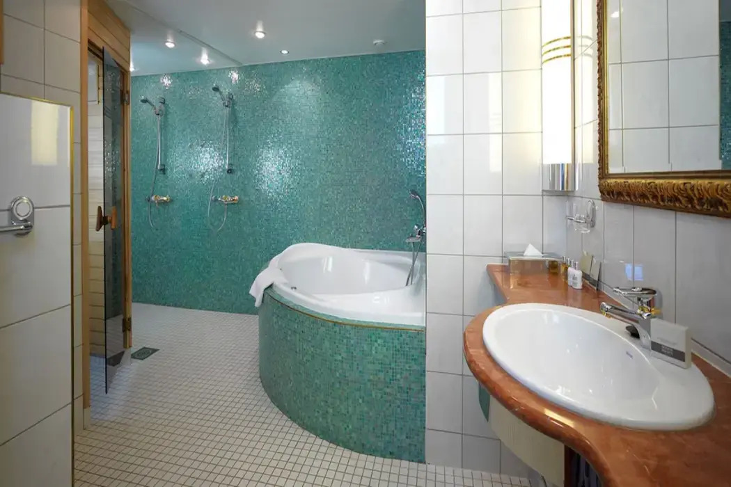 Photo - Sunborn London Yacht Hotel