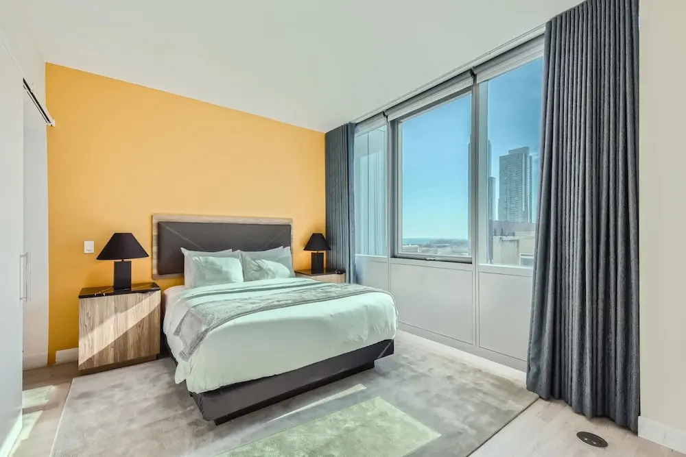 Photo - Sentral Michigan Avenue