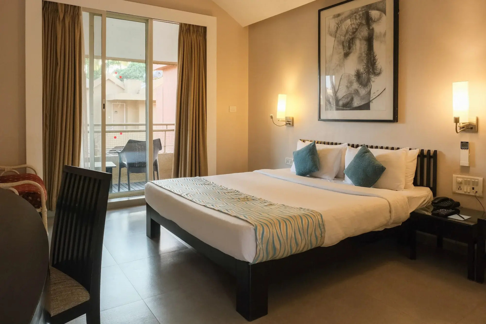 Photo - Whispering Palms Beach Resort