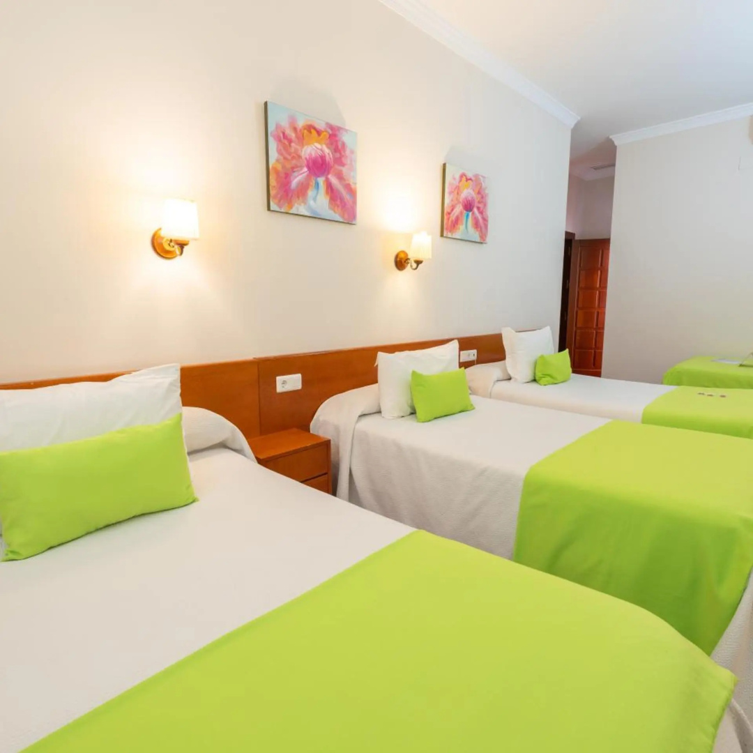 Photo - Hotel Romerito