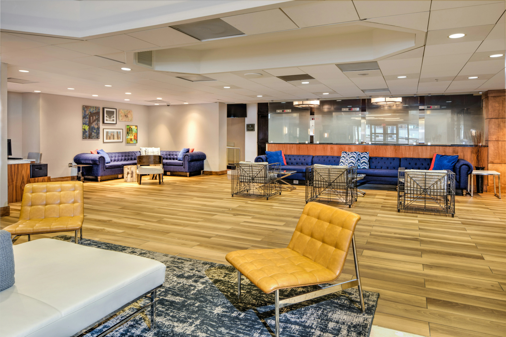 Photo - DoubleTree by Hilton Hotel & Suites Pittsburgh Downtown