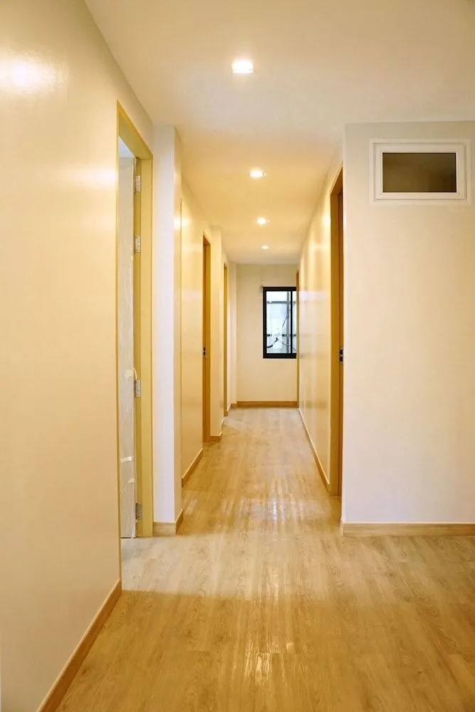 Photo - YakThai Poshtel