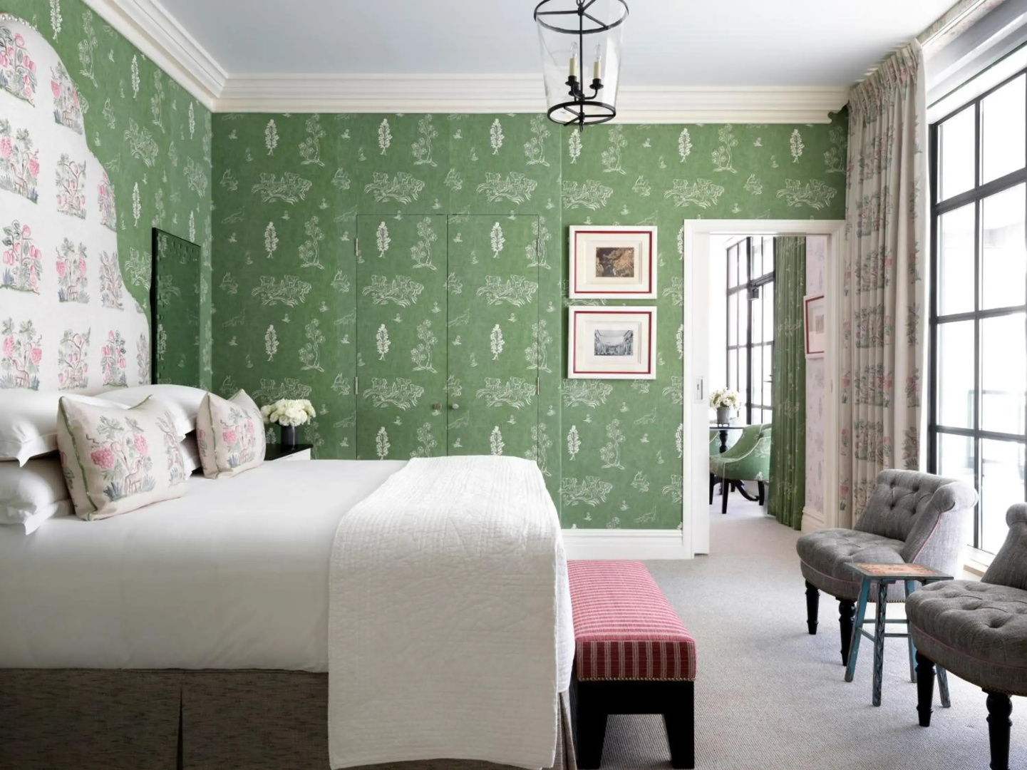 Photo - The Whitby Hotel
