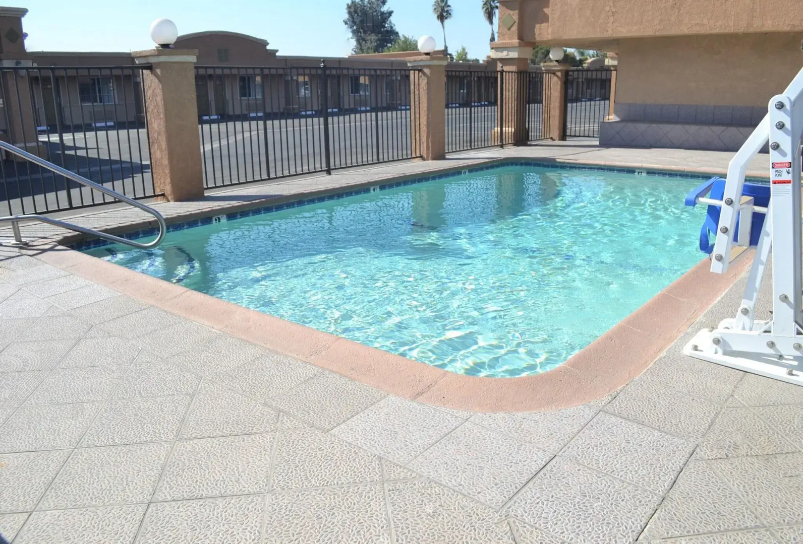 Photo - Summerfield Inn Fresno Yosemite