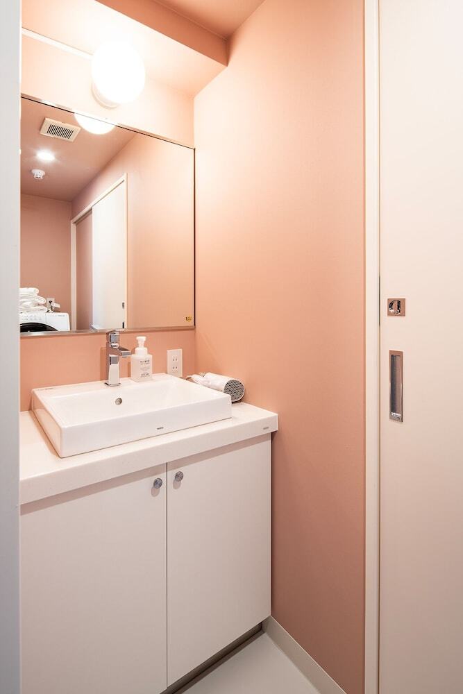 Photo - Section L Hamamatsucho