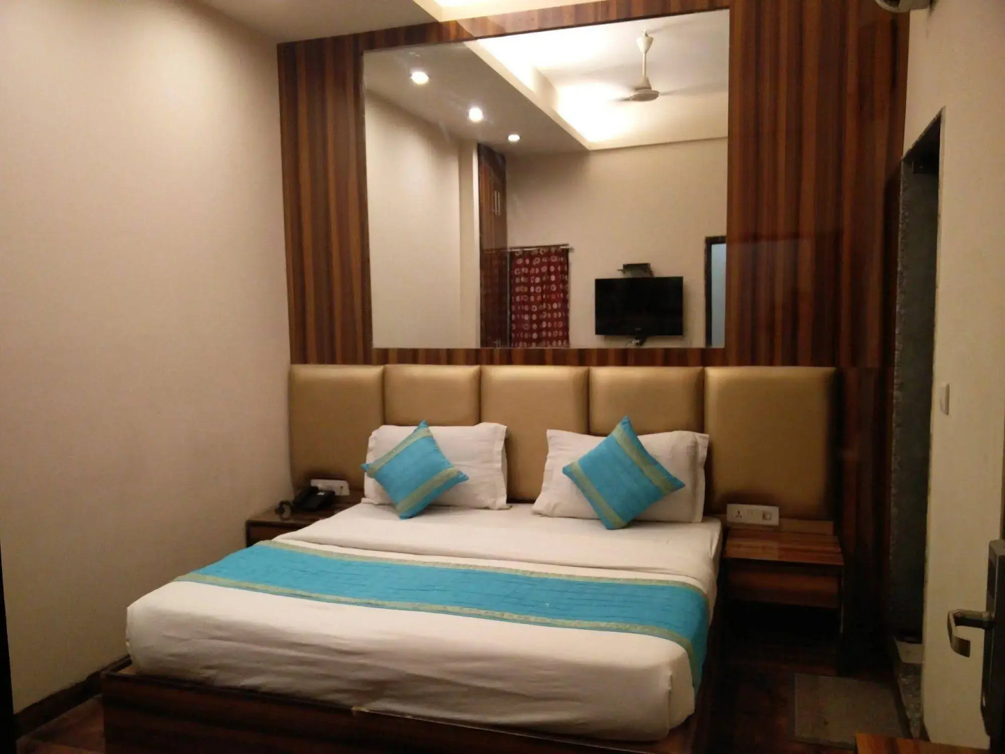 Photo - Rupam Hotel - Air Purified comfort