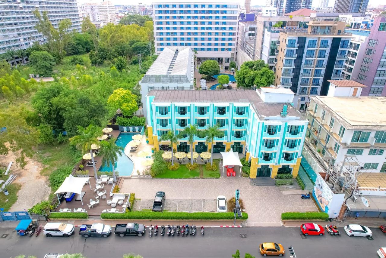 Photo - Wave Hotel Pattaya