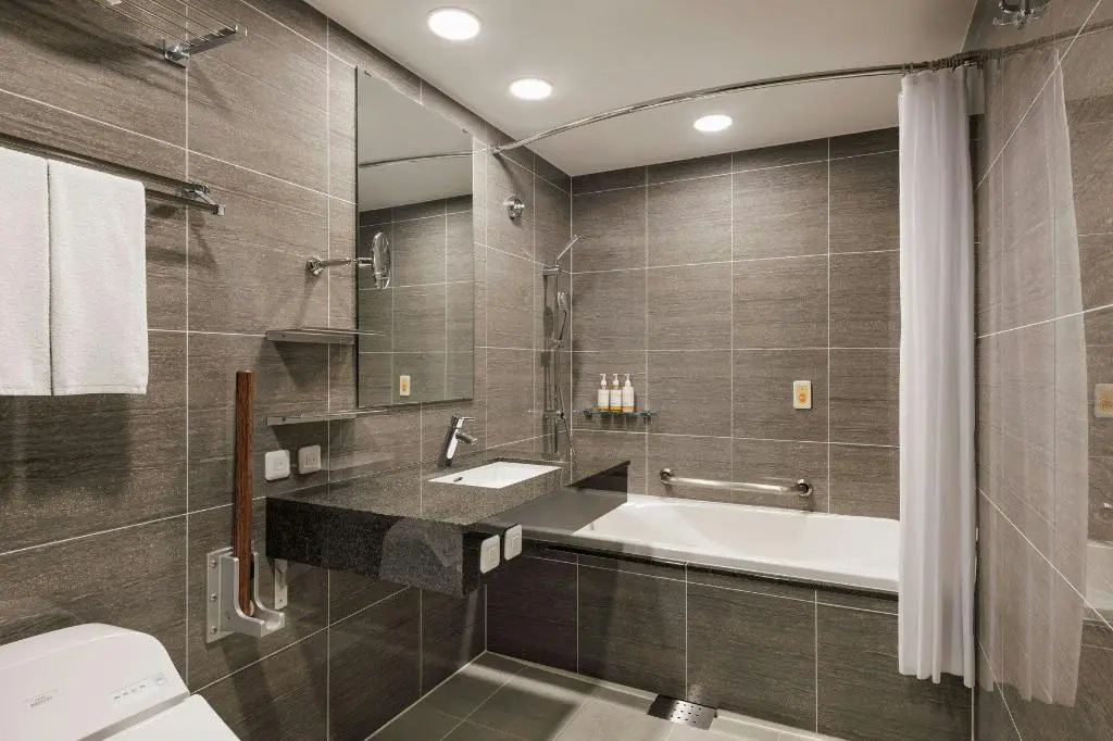 Photo - Four Points Flex by Sheraton Yokohama West