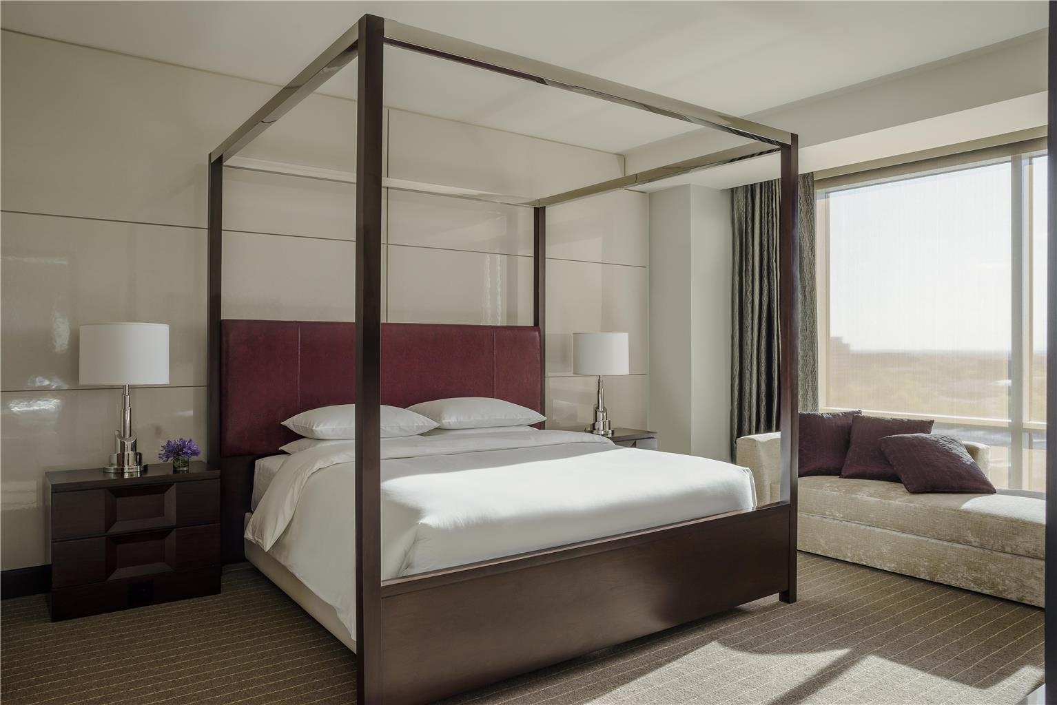 Photo - Hyatt Regency Tysons Corner Center
