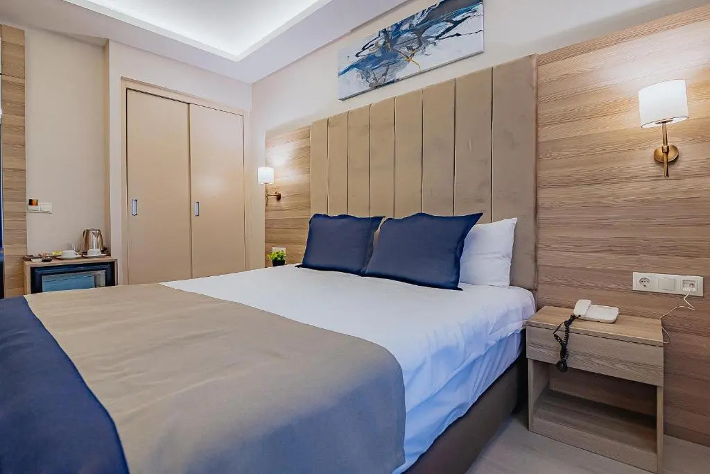 Photo - The Milltown Hotel