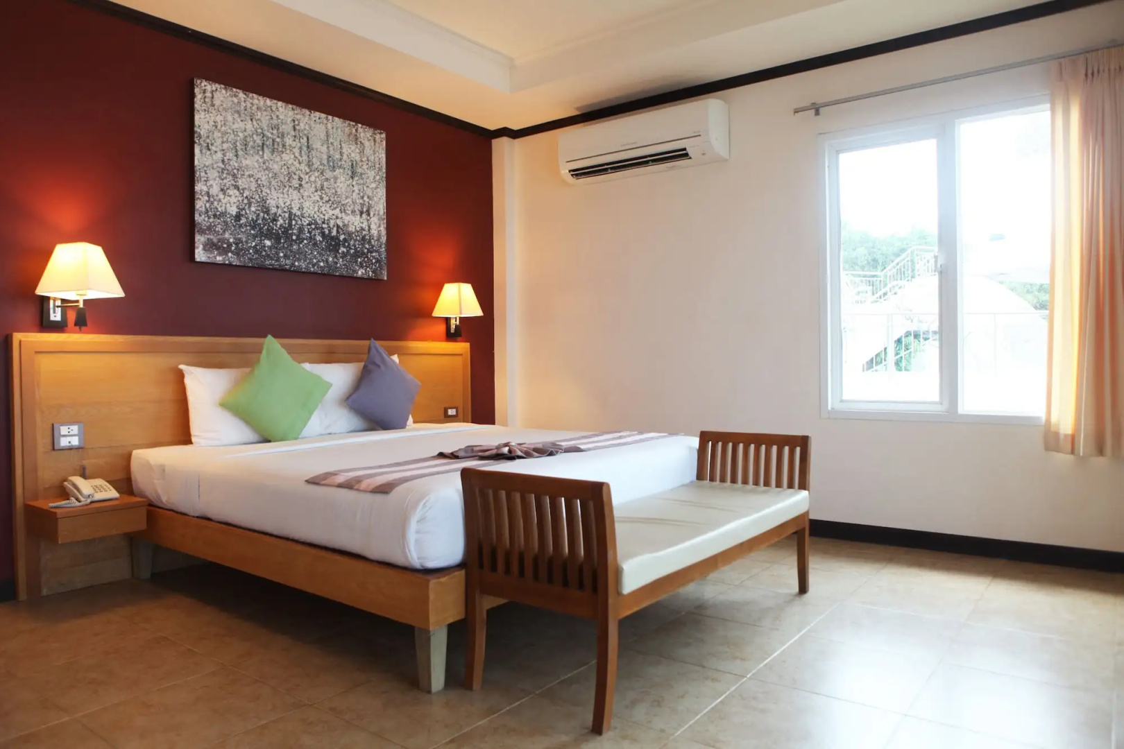 PINNACLE KOH TAO DIVE RESORT