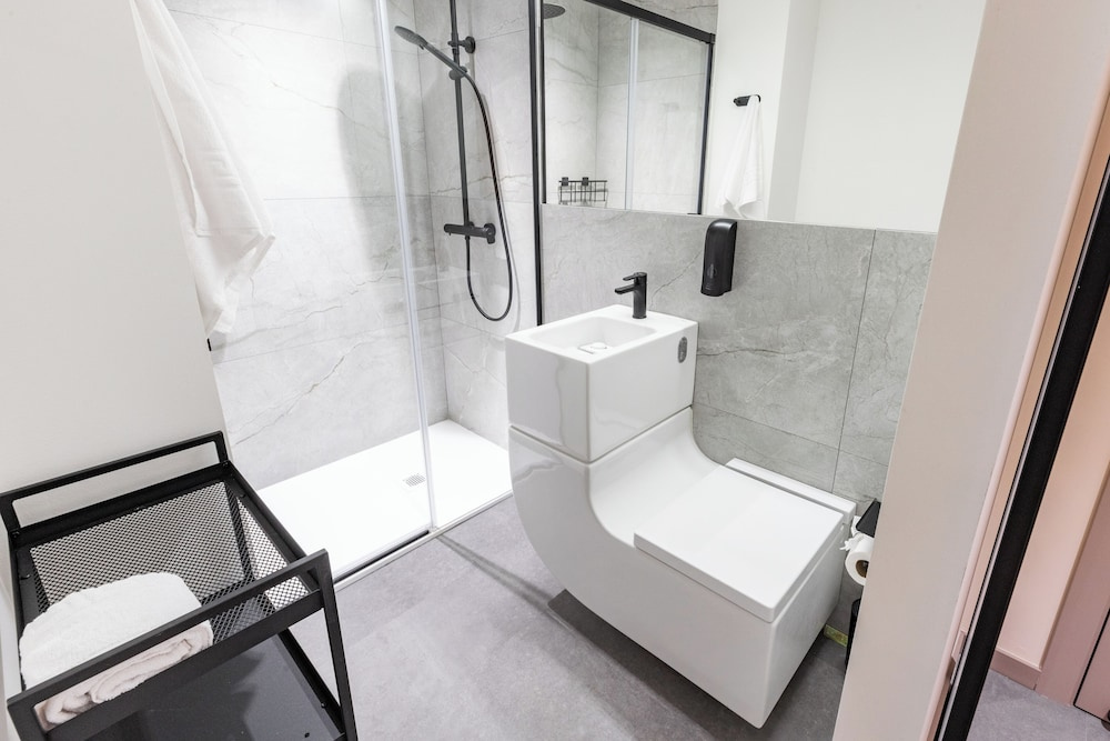 Photo - Motus Disruptive Apartments