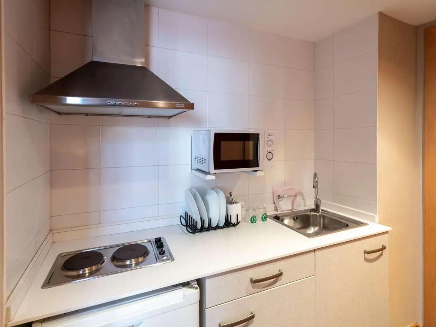 Photo - Towers Rotana - Dubai