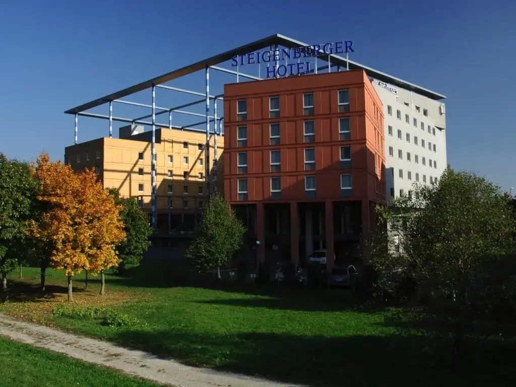 Photo - Trans World Hotel Donauwelle