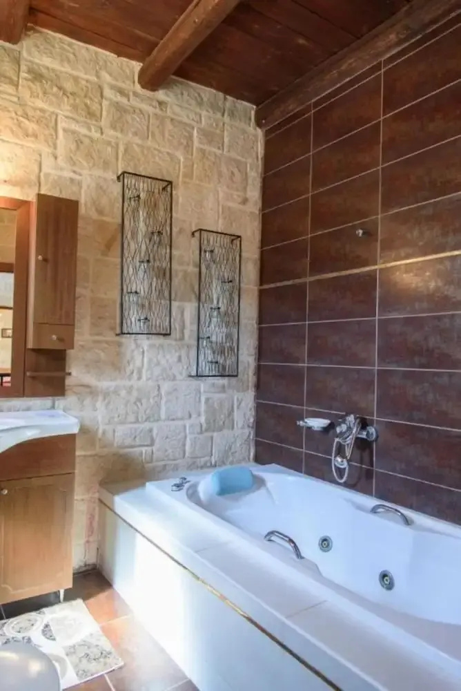 Photo - Stone and Wood Villa