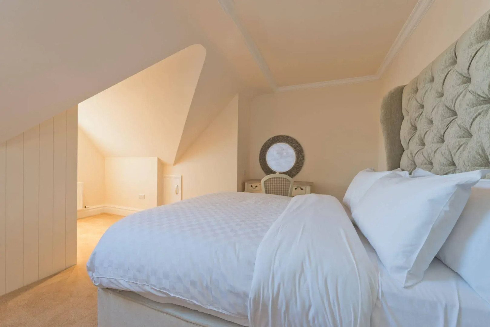 Photo - Roxford Lodge Hotel