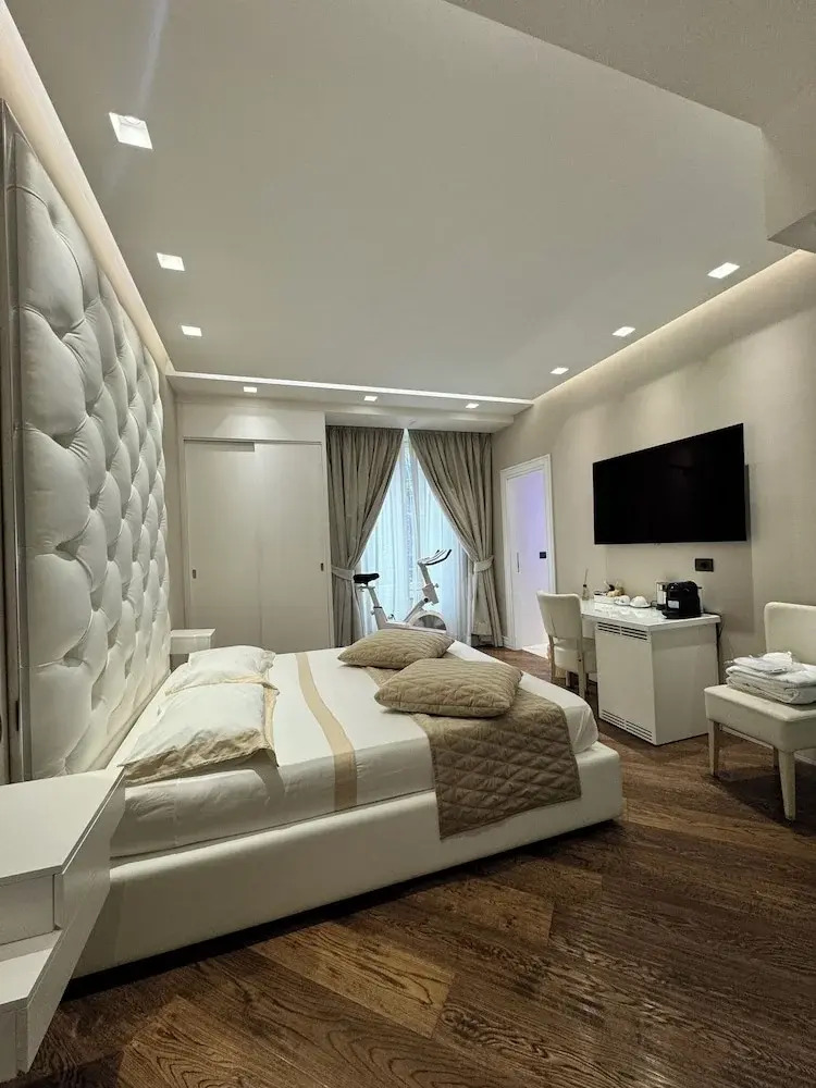 Photo - LUX Suites in Roma