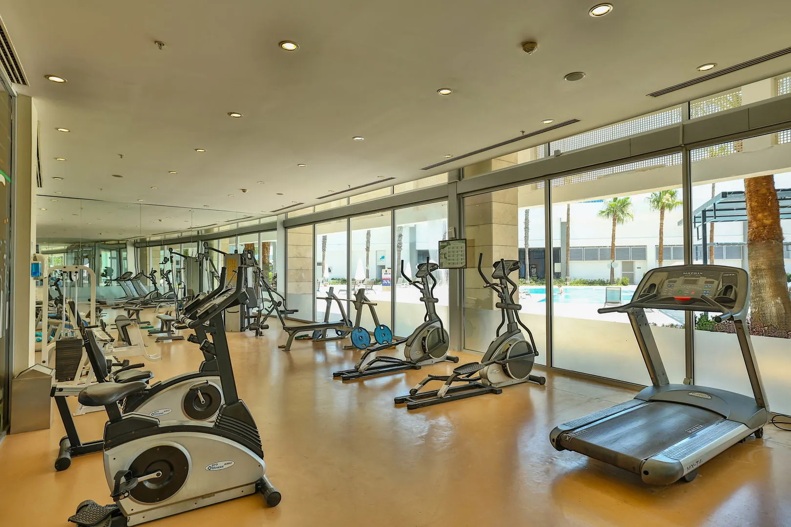 Photo - Crystal Centro Pearl Collection - Ultimate All Inclusive