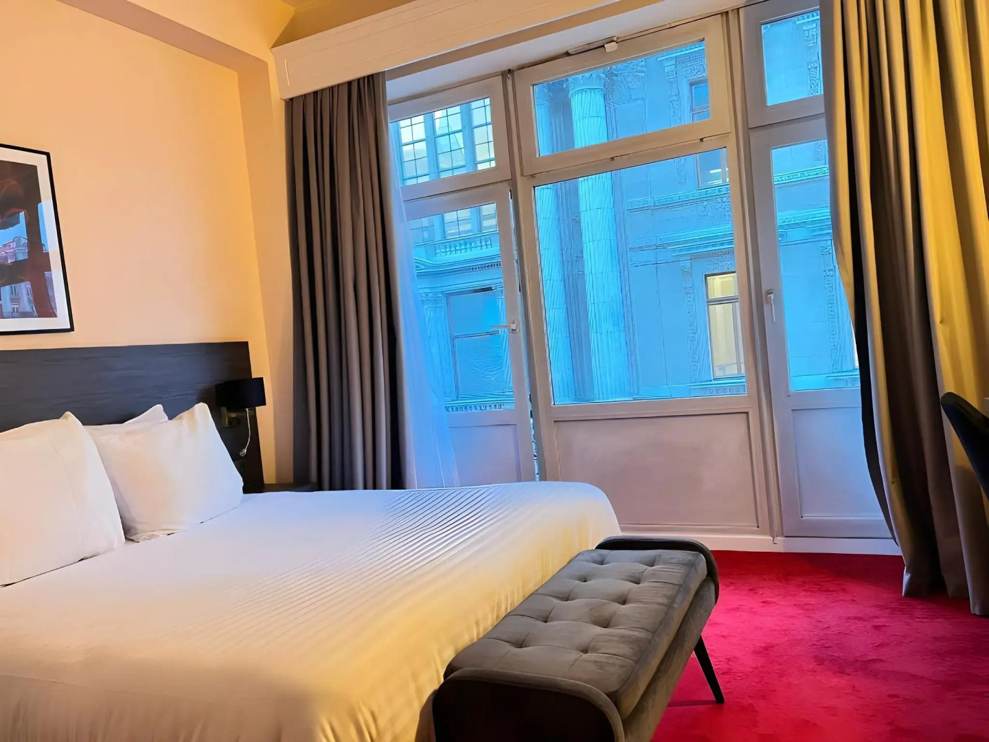 Photo - La Bourse Hotel
