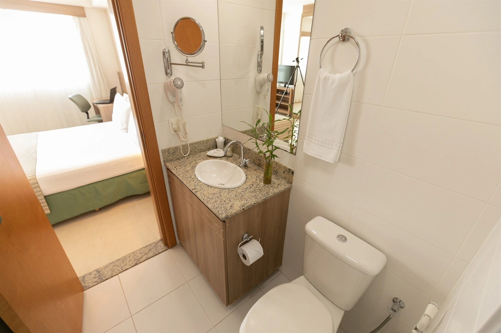 Photo - Saint Moritz Hplus Express