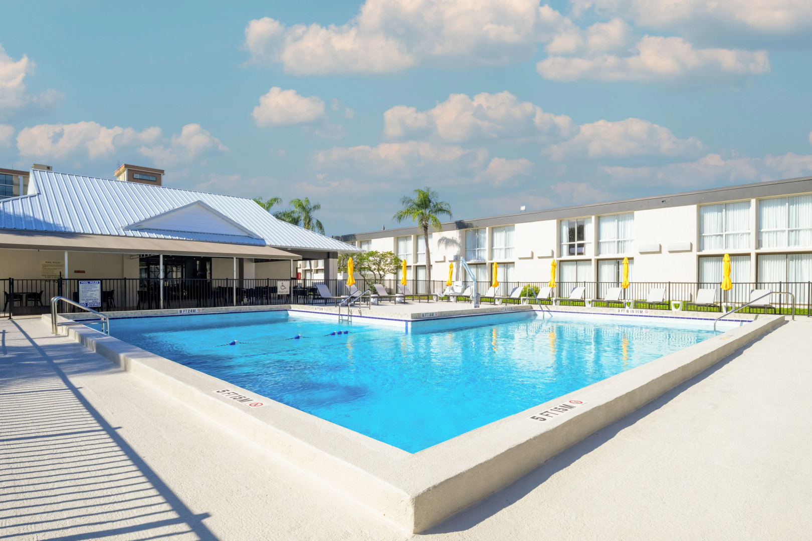Photo - B&B Hotel Orlando International Drive Near Universal - Newly Renovated!
