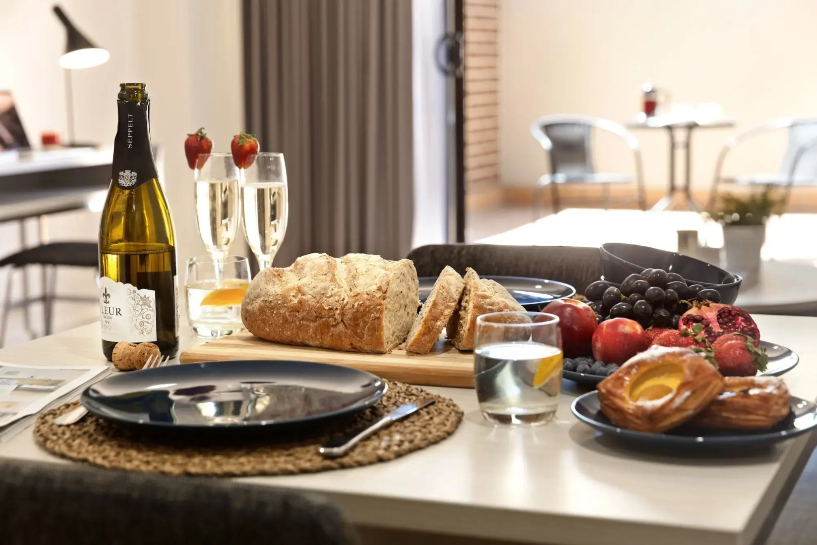 Photo - Quest Mont Albert