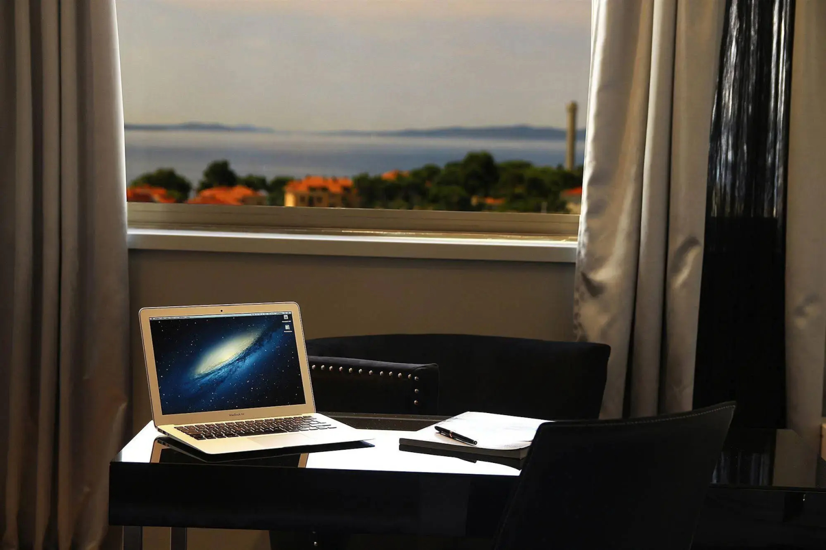 Photo - The View Luxury Rooms