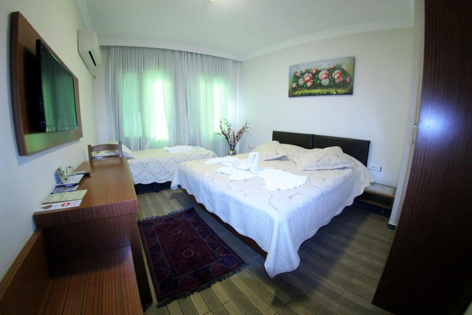 Photo - Selena Hotel