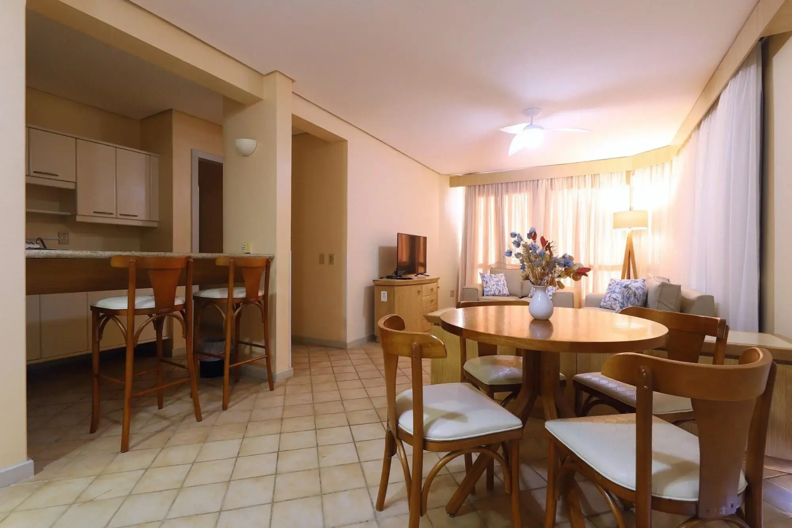 Photo - Ingleses Praia Hotel