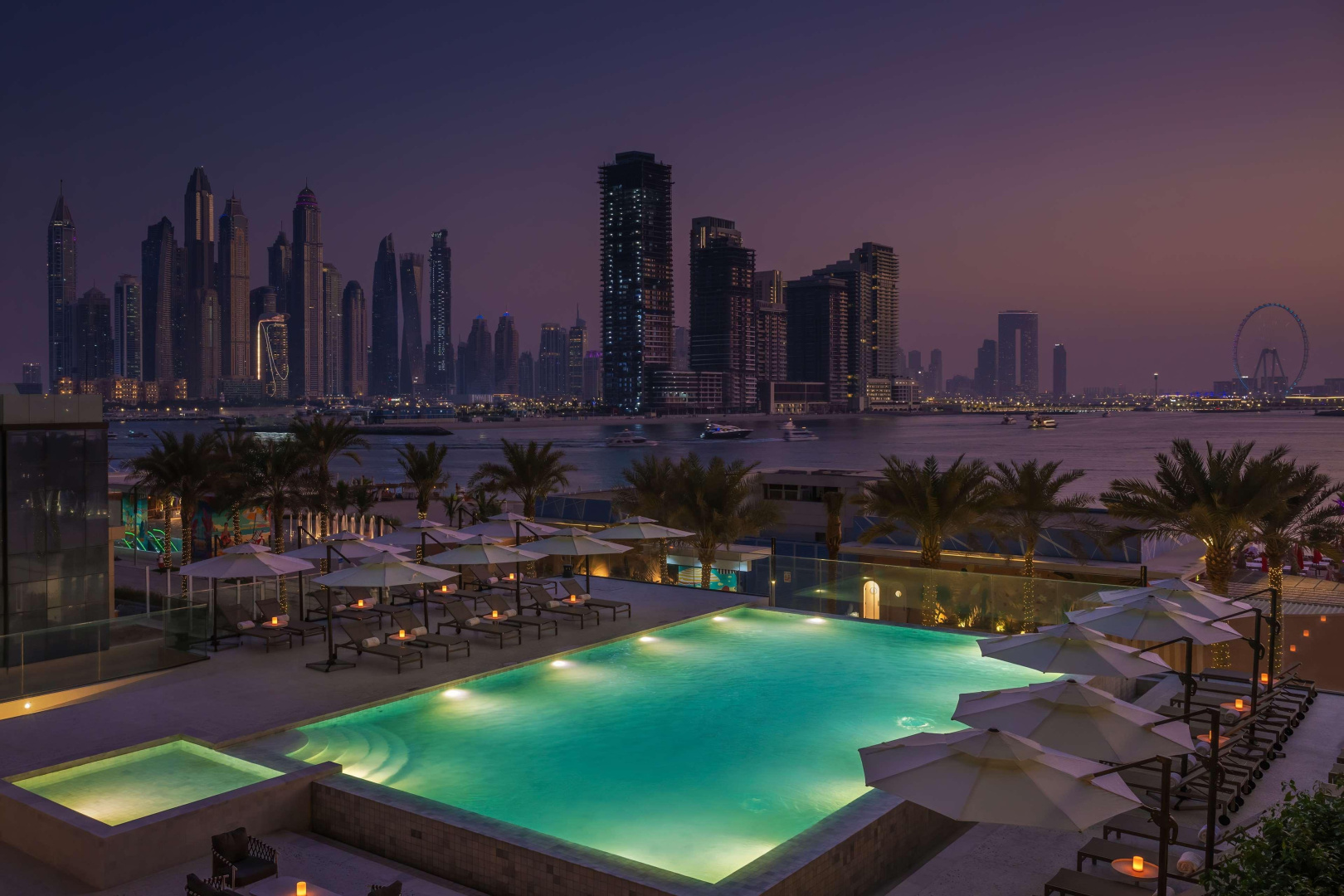 Photo - Radisson Beach Resort Palm Jumeirah