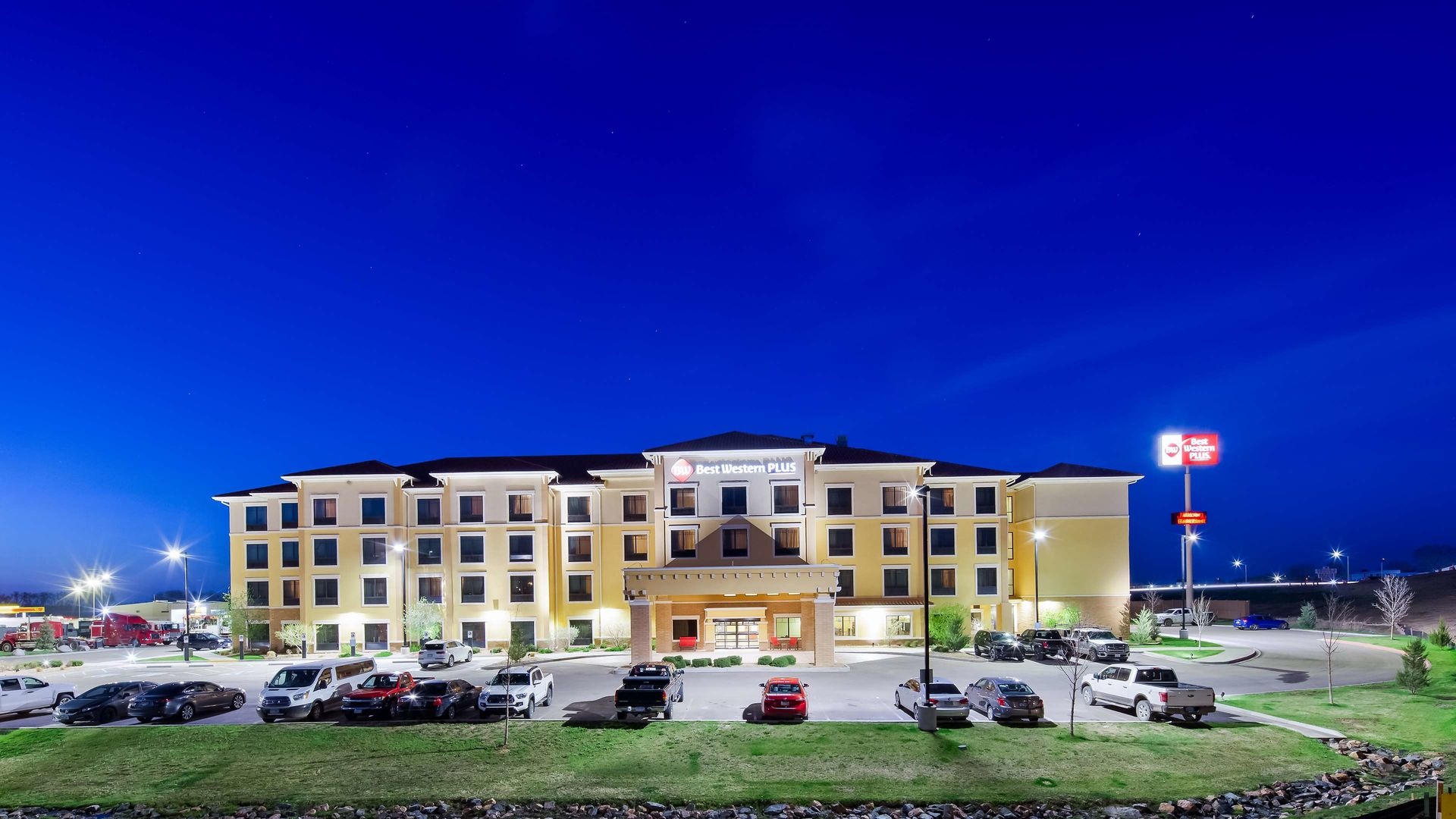 Foto - Best Western Plus Hudson Hotel & Suites