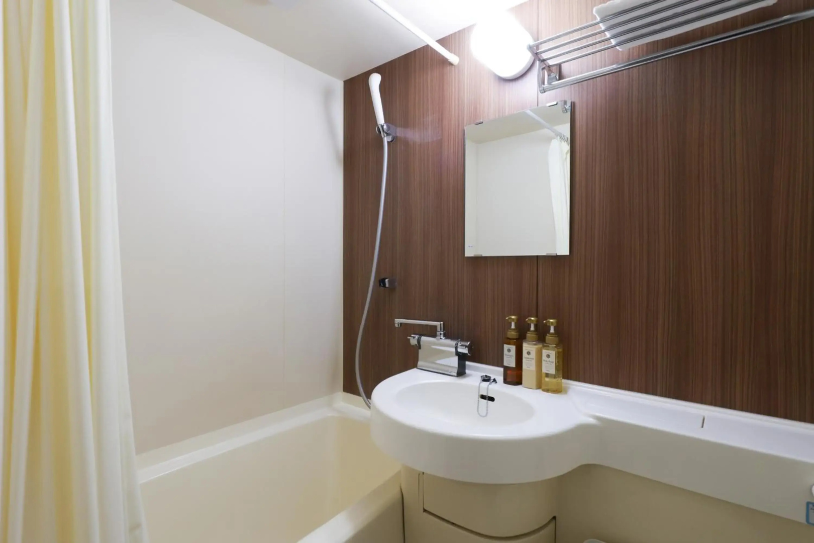 Foto - Dormy Inn Chiba City Soga