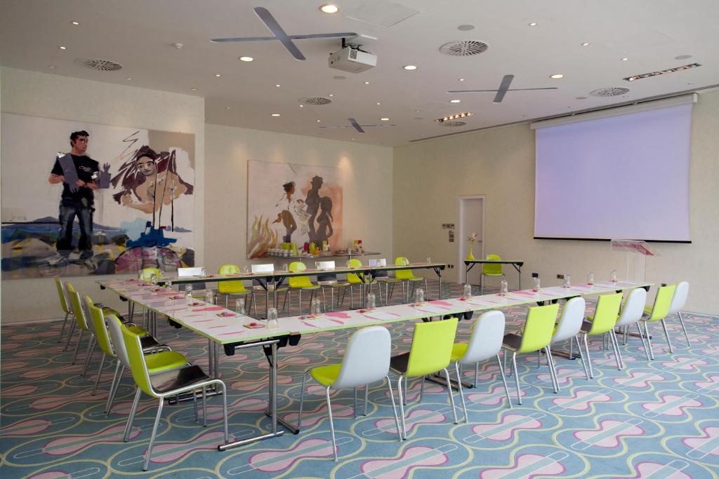 Photo - Semiramis Hotel