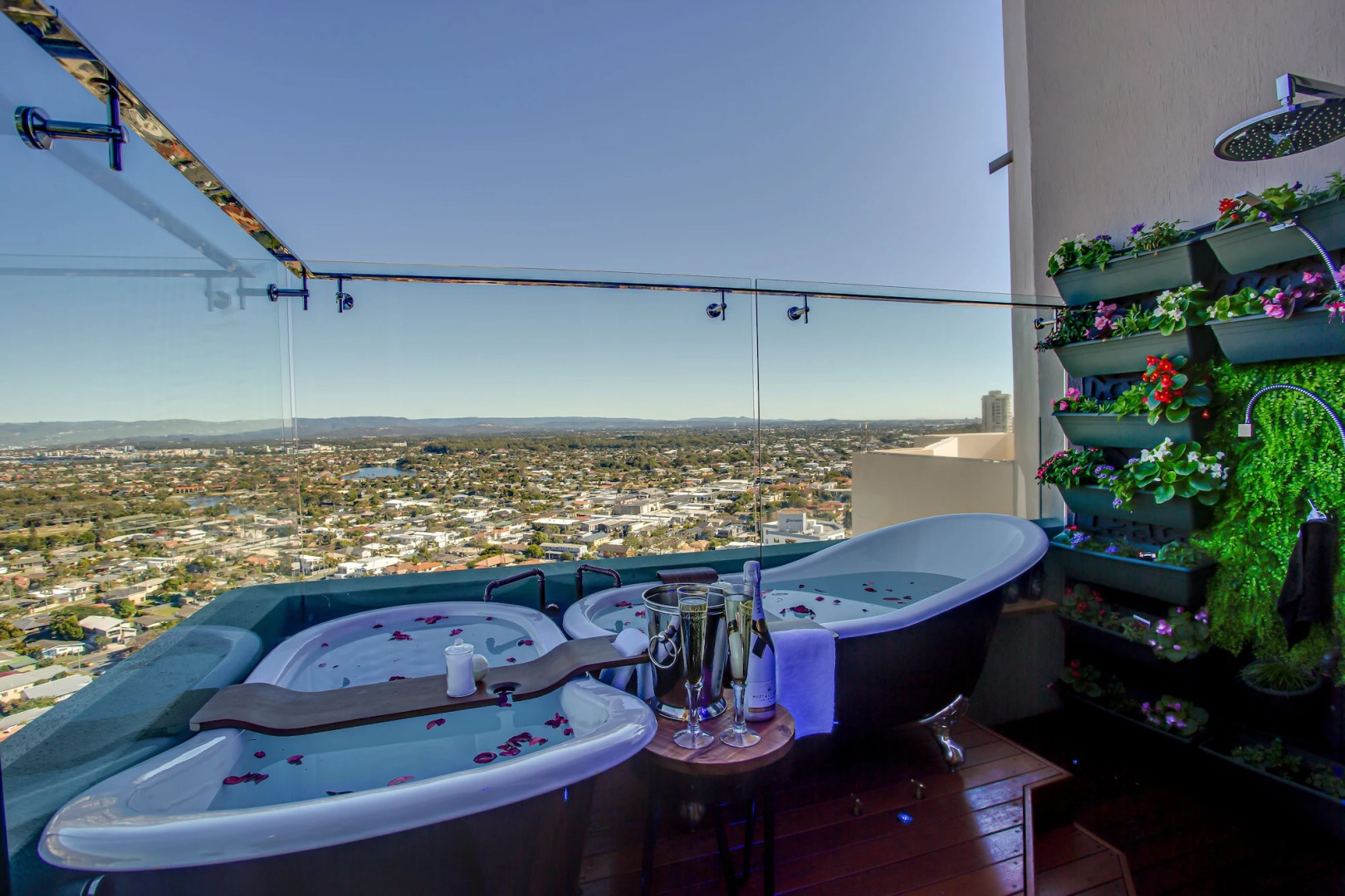 Photo - Burleigh Esplanade Apartments