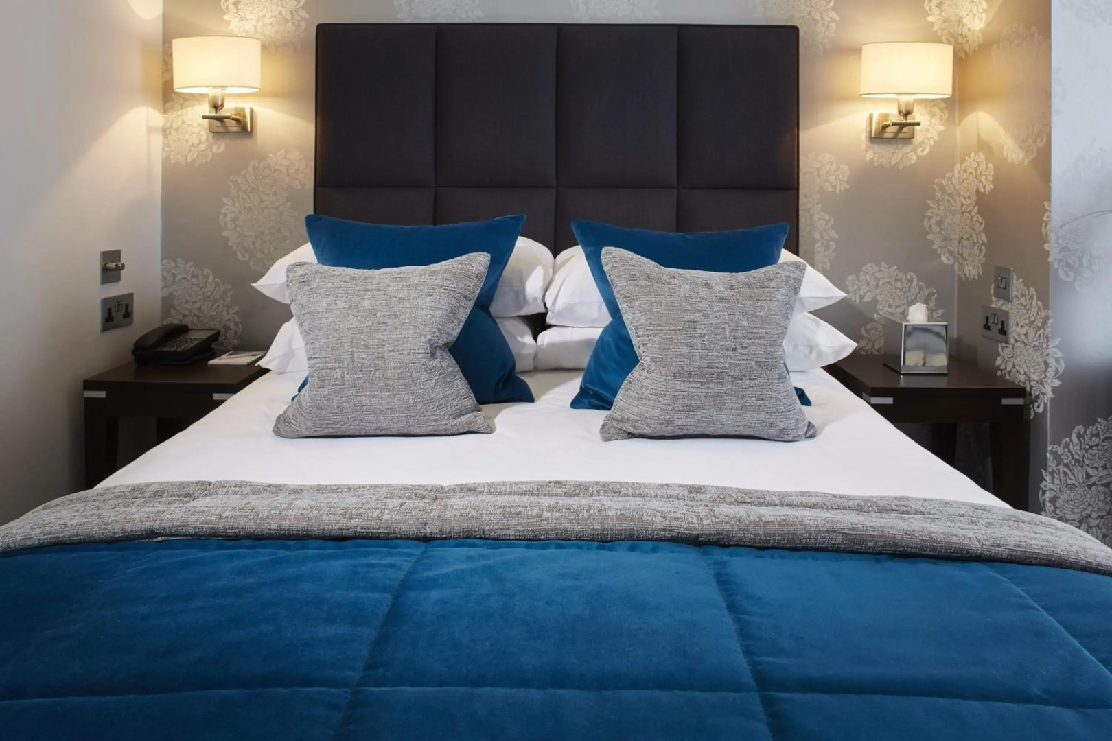Photo - Mandolay Hotel Guildford