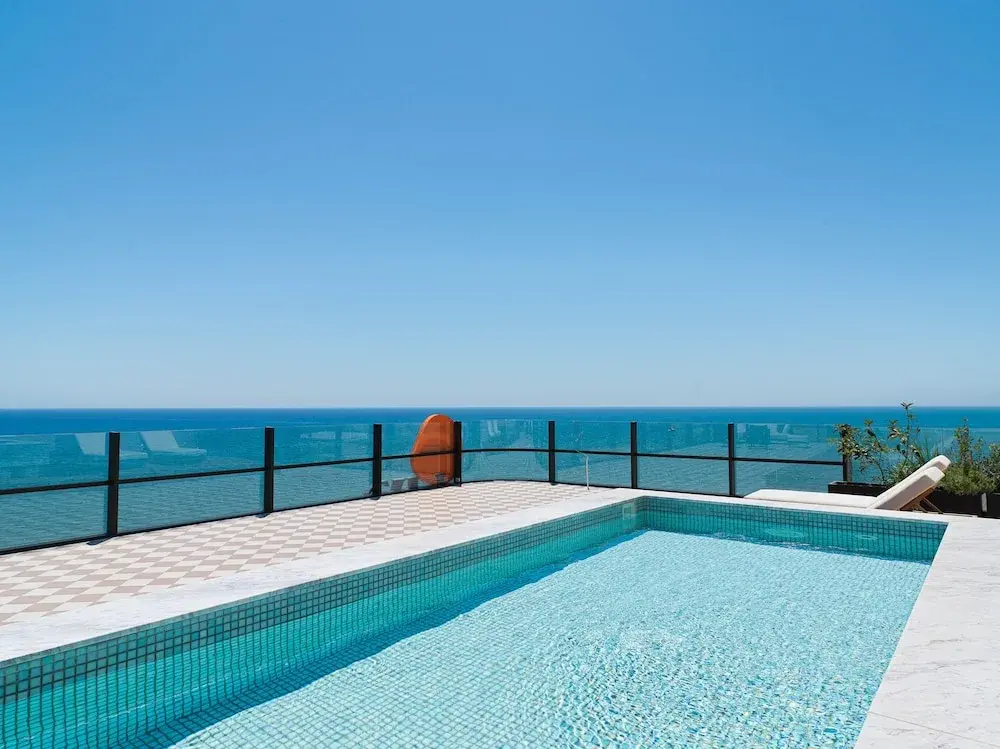 Photo - LIV Mackenzie Beach Suites Larnaca ADULTS ONLY
