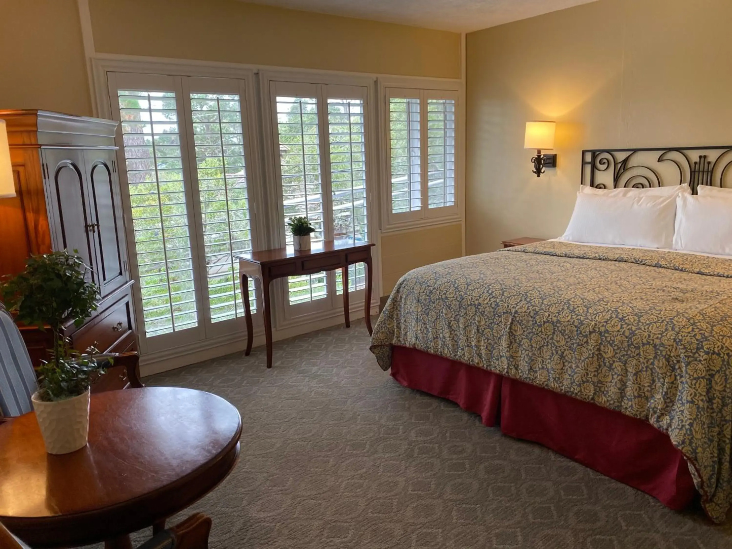 Photo - Normandy Inn