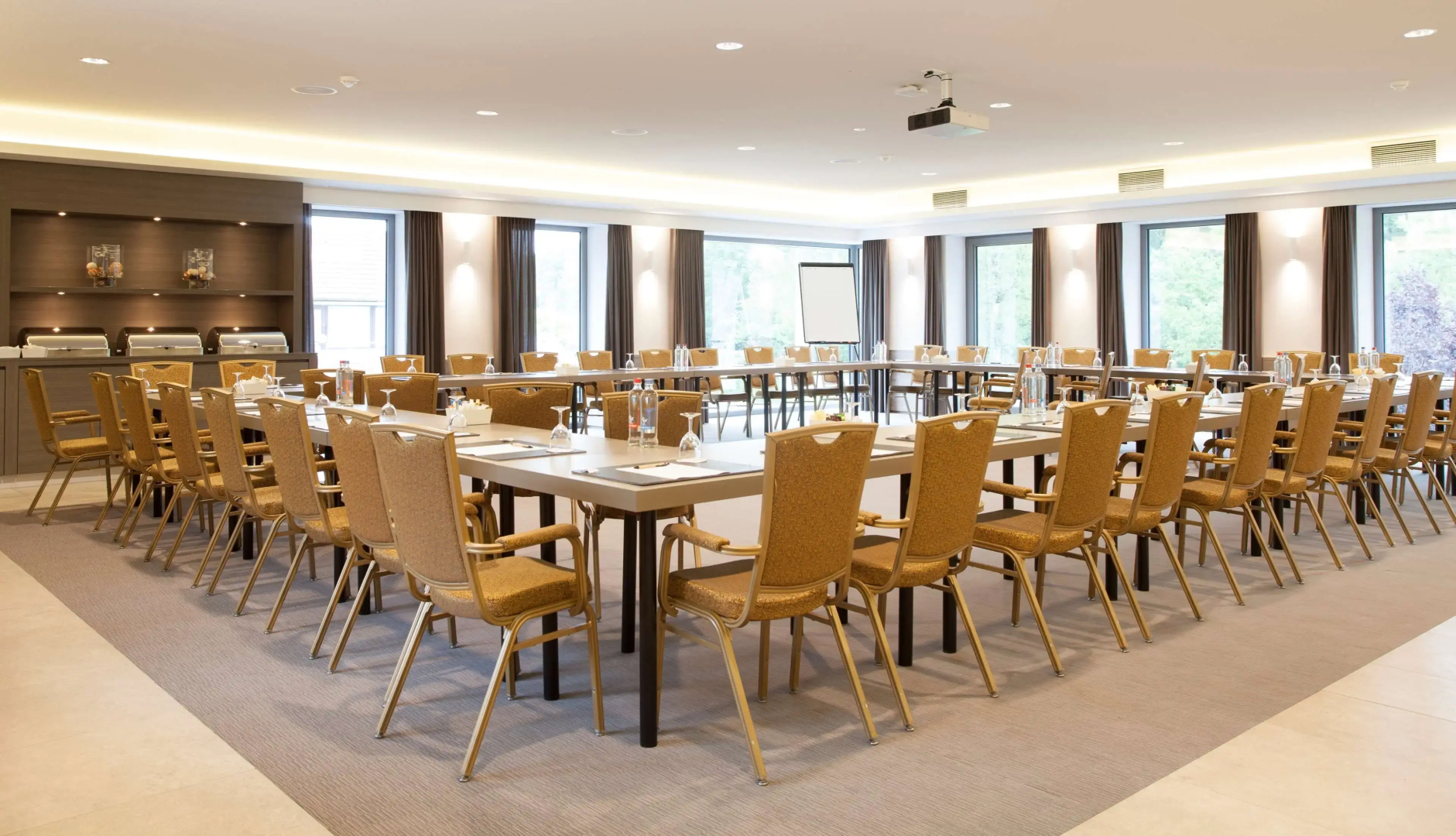 Photo - Van der Valk Hotel Dennenhof