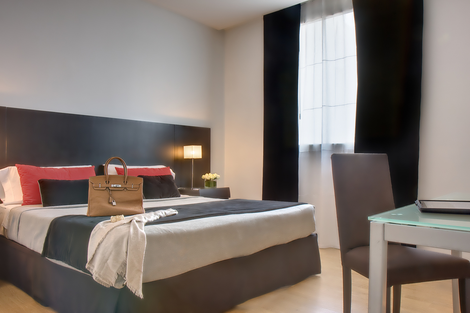 Photo - Broadway Hotel & Suites