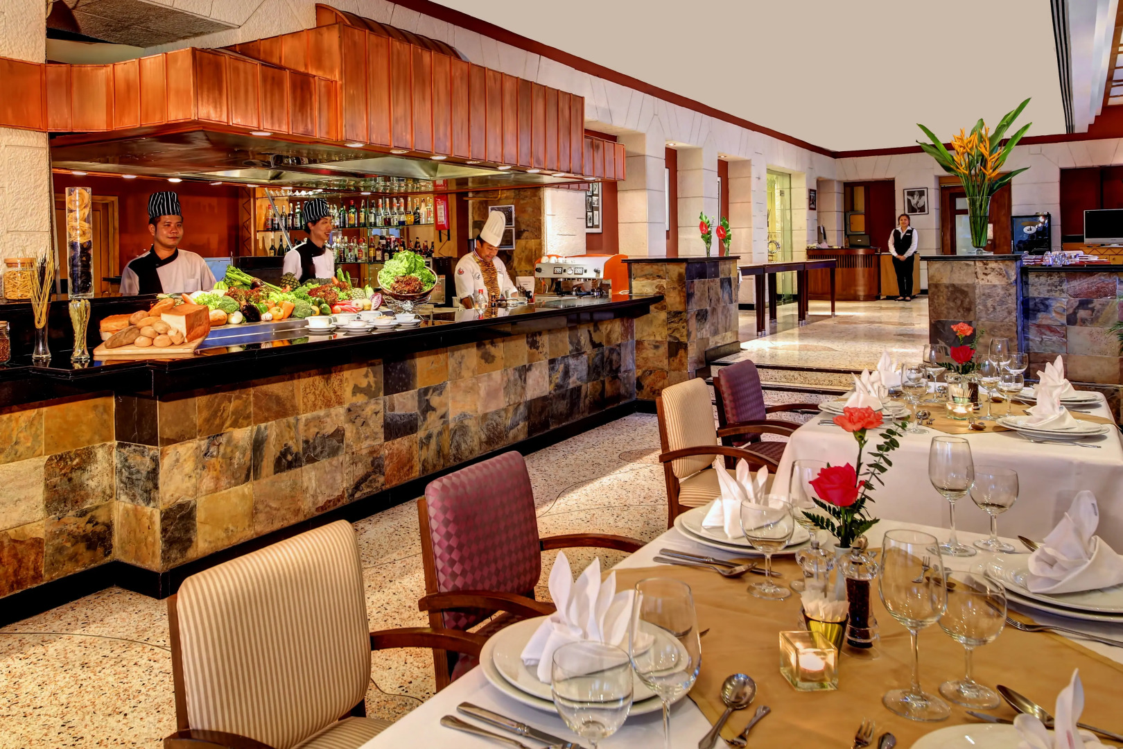 Photo - Radisson Hotel Chateau de Bangkok