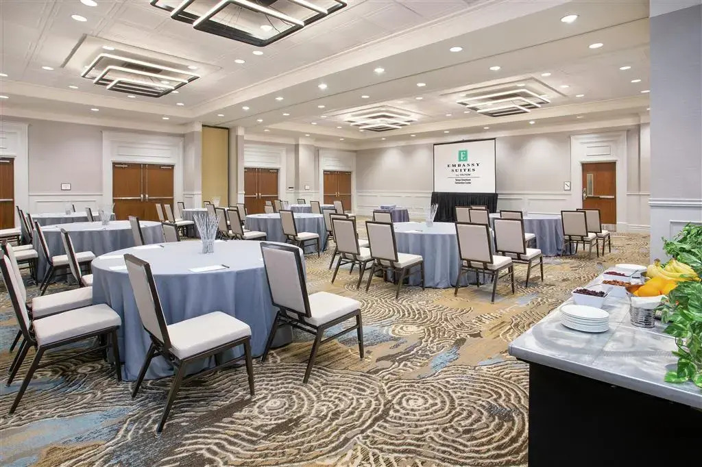 Photo - Embassy Suites by Hilton Tampa Downtown Convention Center