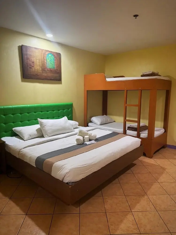 Foto - Comfy Inn Mabini Manila