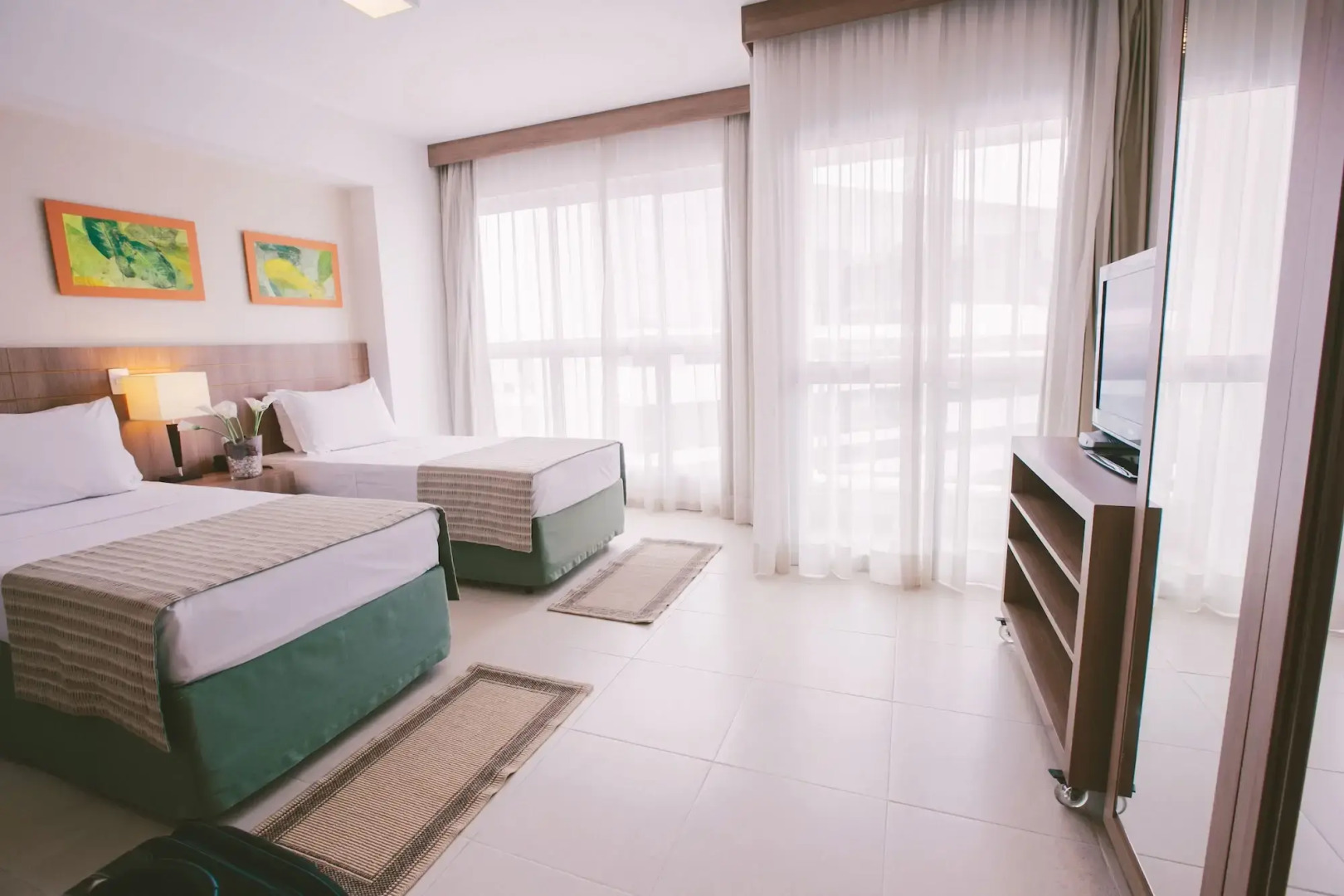 Foto - Saint Moritz Hplus Express