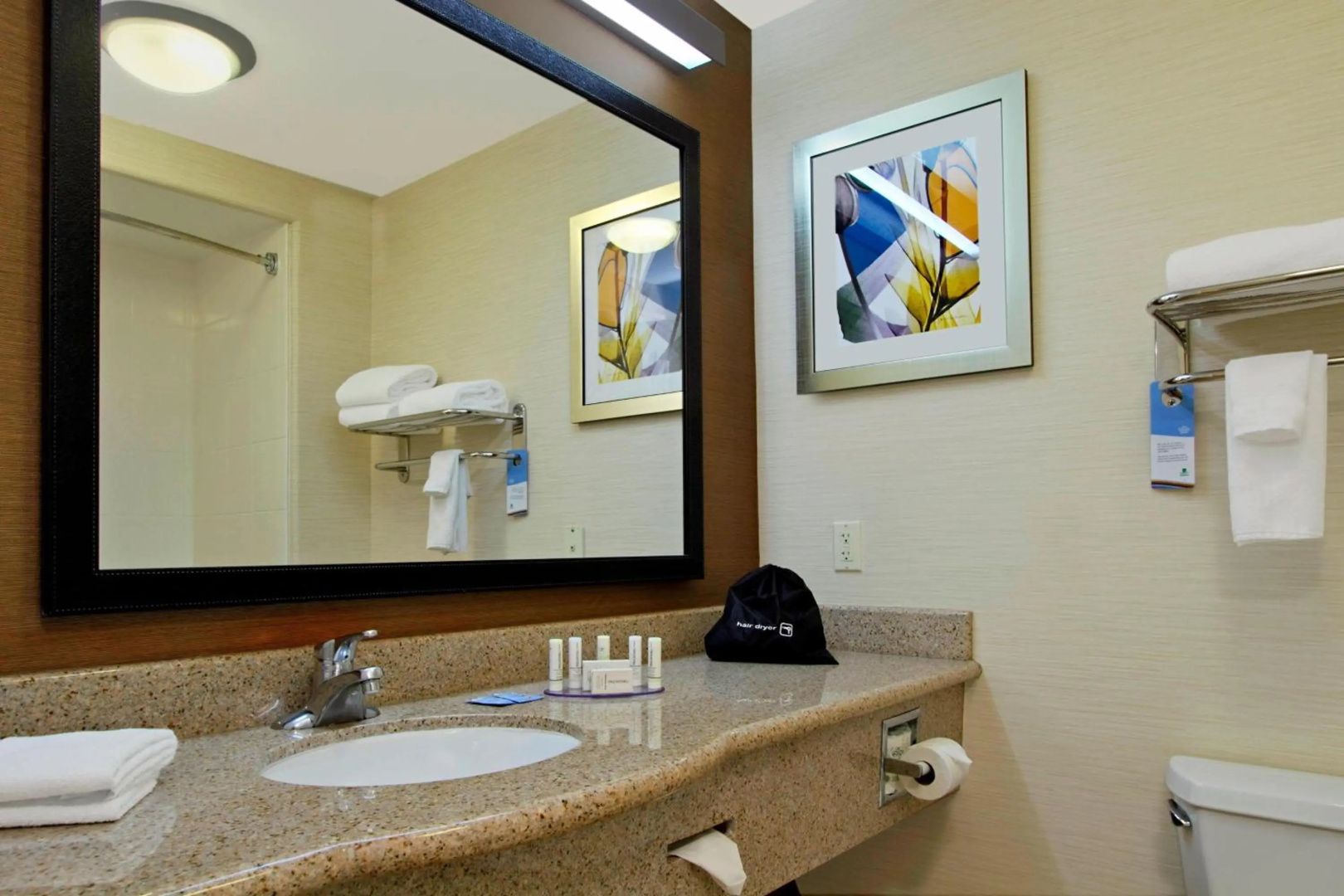 Photo - Fairfield Inn & Suites by Marriott Fairfield Napa Valley