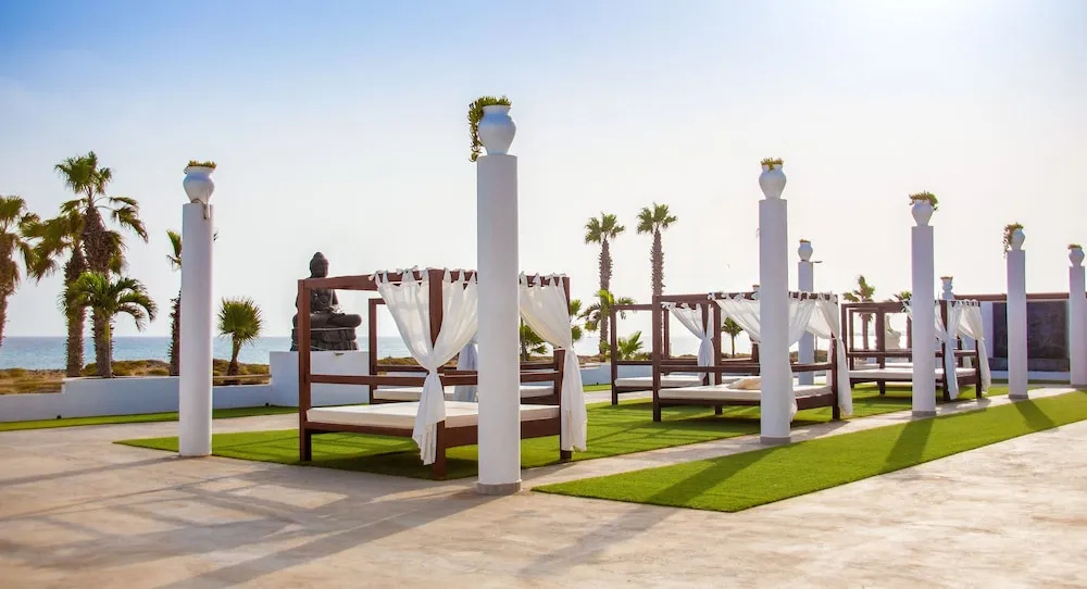 Foto - Hotel LIVVO Budha Beach