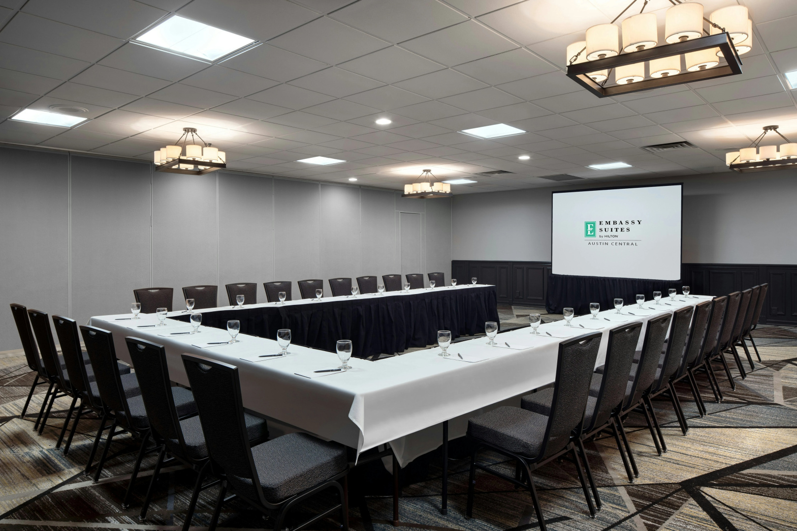 Photo - Embassy Suites by Hilton Austin Central