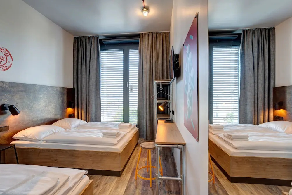 Photo - MEININGER Hotel Berlin Tiergarten