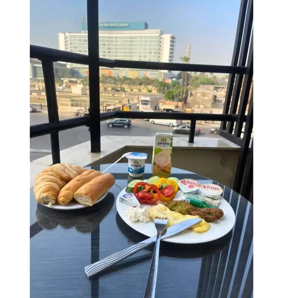 Photo - Museum Plaza