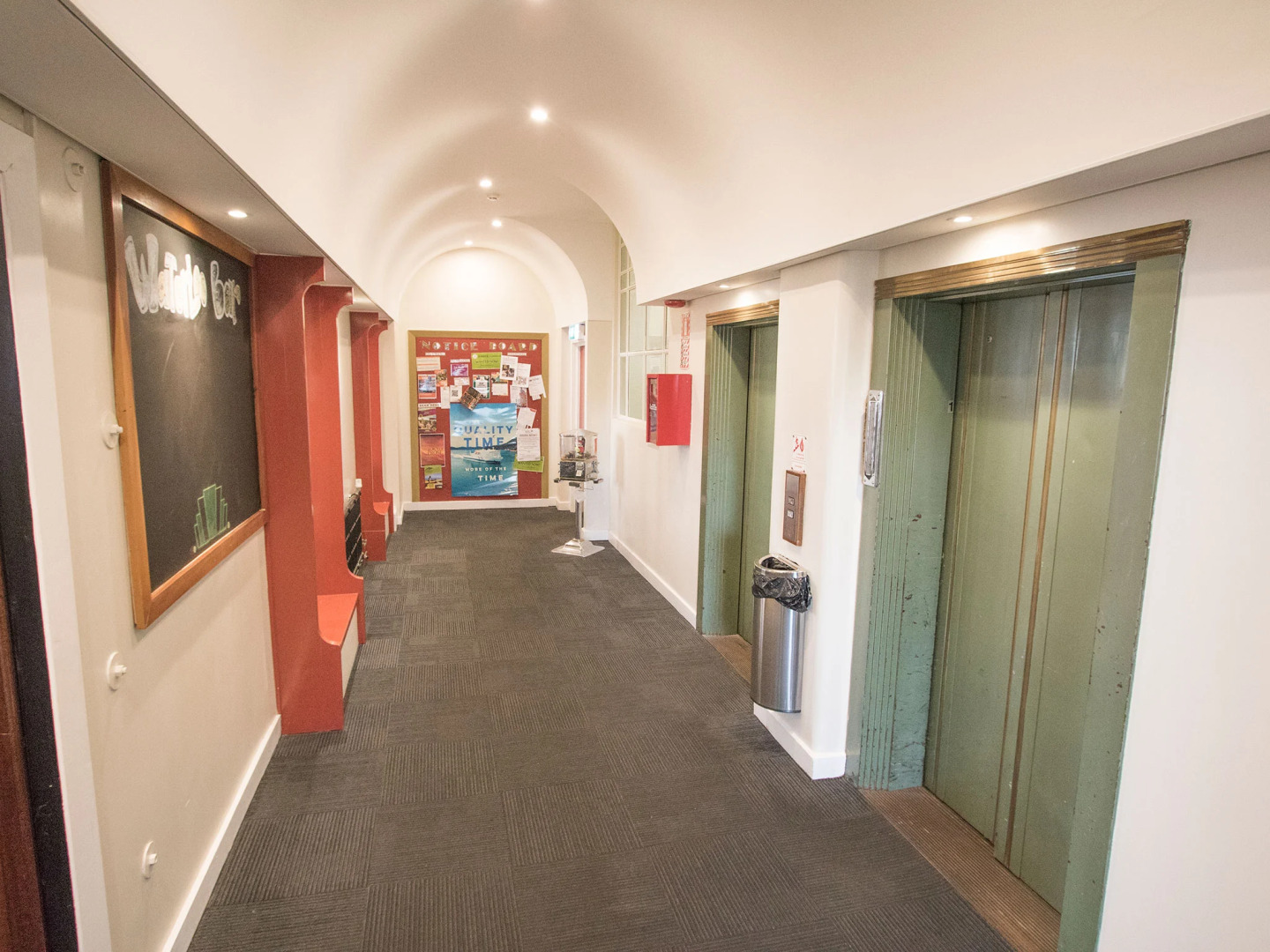 Foto - Hotel Waterloo & Backpackers